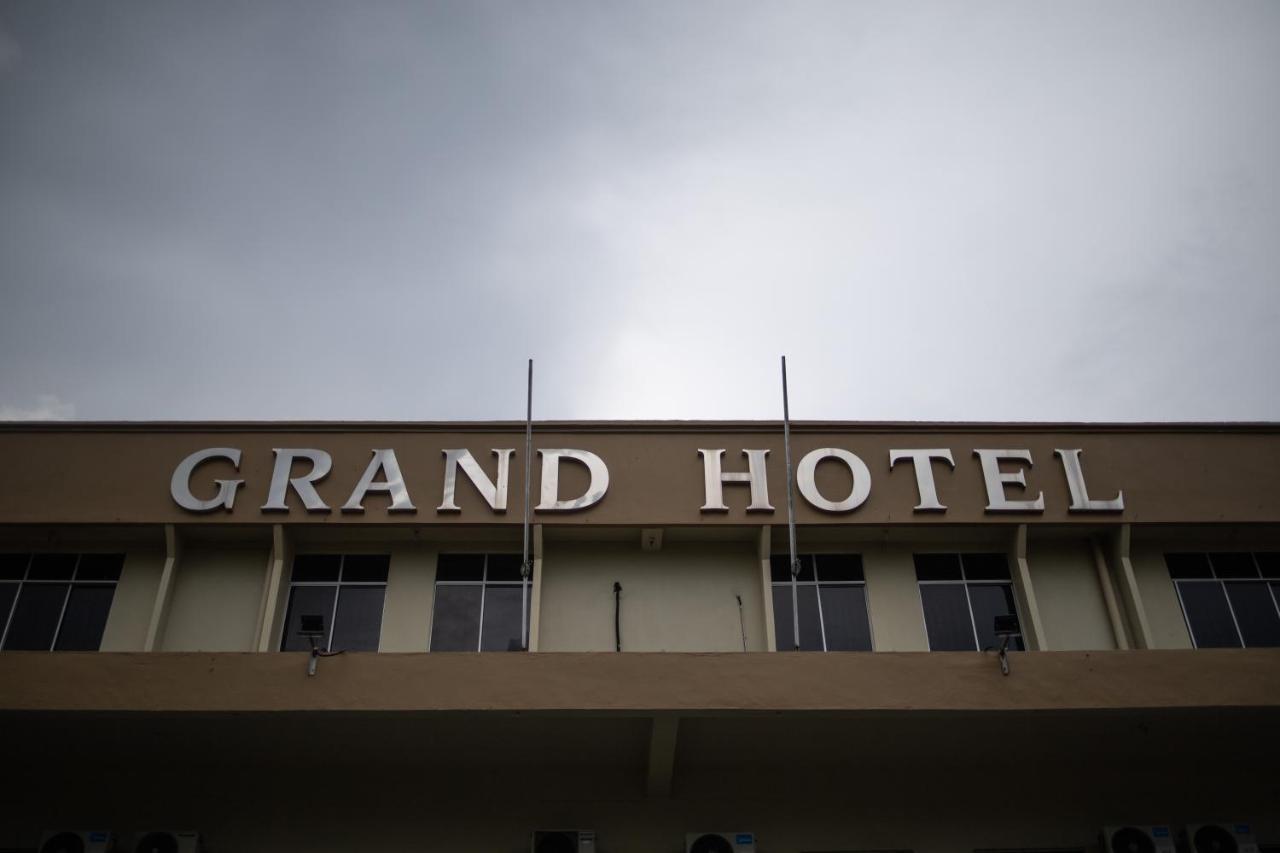 Grand Hotel Liawan Buitenkant foto